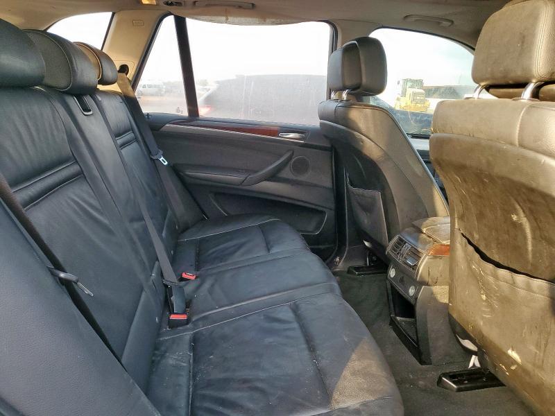 5UXZV4C5XCL767346 - 2012 BMW X5 XDRIVE35I WHITE photo 10