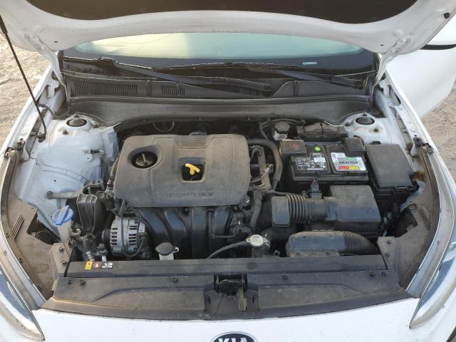 3KPF24AD9KE048992 - 2019 KIA FORTE FE WHITE photo 11
