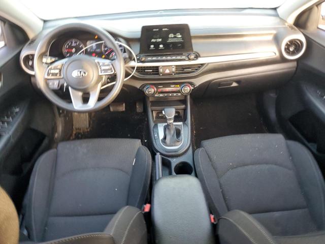 3KPF24AD9KE048992 - 2019 KIA FORTE FE WHITE photo 8