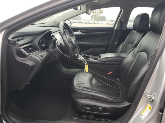 1G4ZP5SZ2JU123610 - 2018 BUICK LACROSSE ESSENCE ვერცხლისფერი ფოტო 7