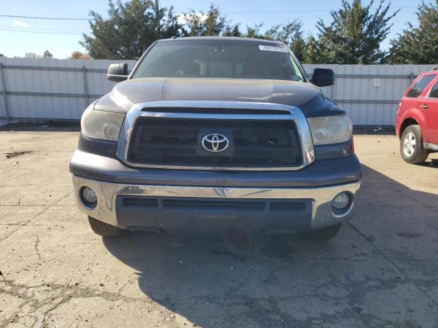 5TFUY5F1XBX206685 - 2011 TOYOTA TUNDRA DOUBLE CAB SR5 GRAY photo 5
