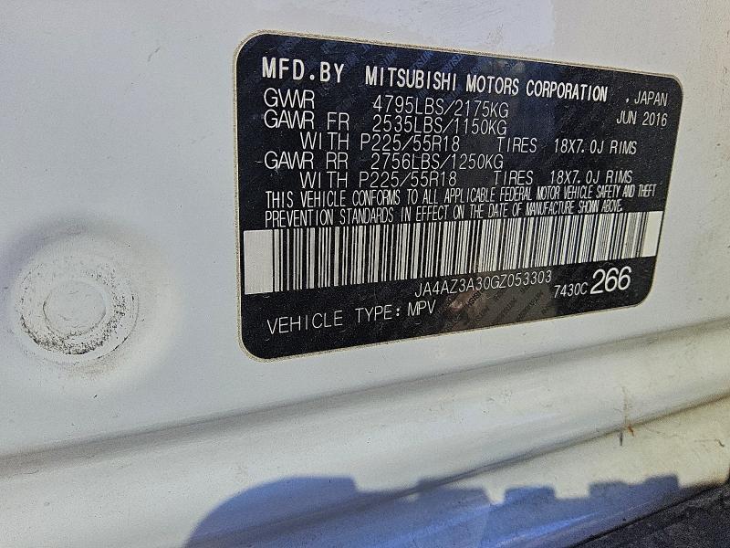 JA4AZ3A30GZ053303 - 2016 MITSUBISHI OUTLANDER SE WHITE photo 13