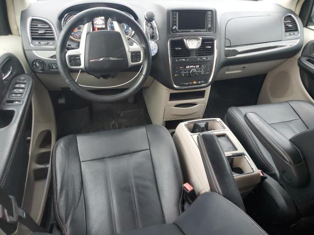 2C4RC1CG3GR261121 - 2016 CHRYSLER TOWN & COU TOURING L SILVER photo 8