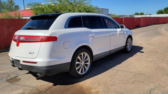 2LMHJ5AT5ABJ29521 - 2010 LINCOLN MKT WHITE photo 4
