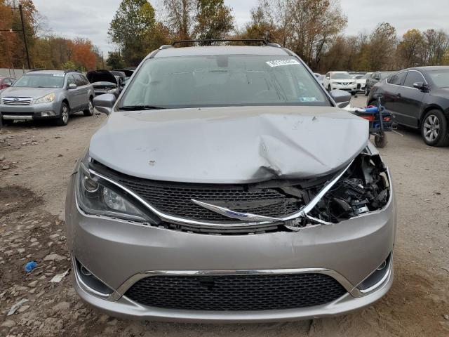 2C4RC1BG7LR275518 - 2020 CHRYSLER PACIFICA TOURING L GRAY photo 5