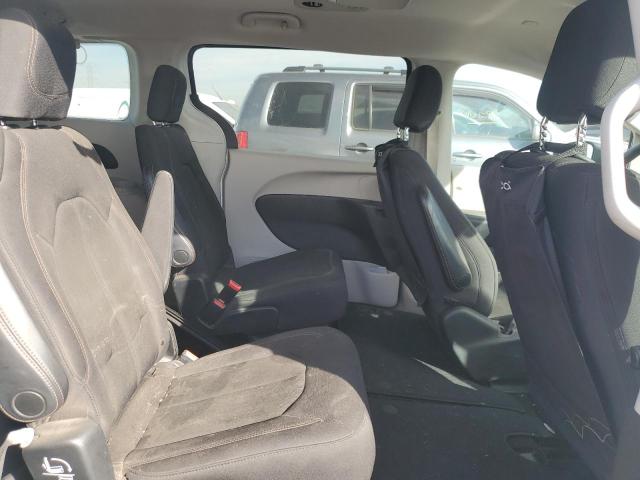 2C4RC1DG5HR722738 - 2017 CHRYSLER PACIFICA TOURING WHITE photo 11