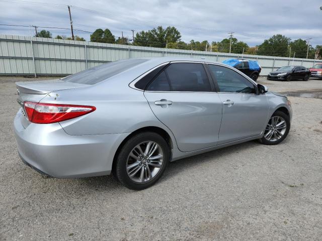 4T1BF1FK0HU389714 - 2017 TOYOTA CAMRY LE SILVER photo 3