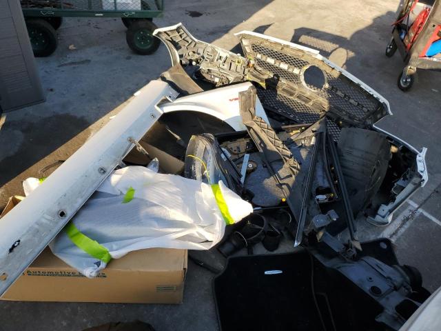 WDDLJ7DB5CA047379 - 2012 MERCEDES-BENZ CLS 550 WHITE photo 12