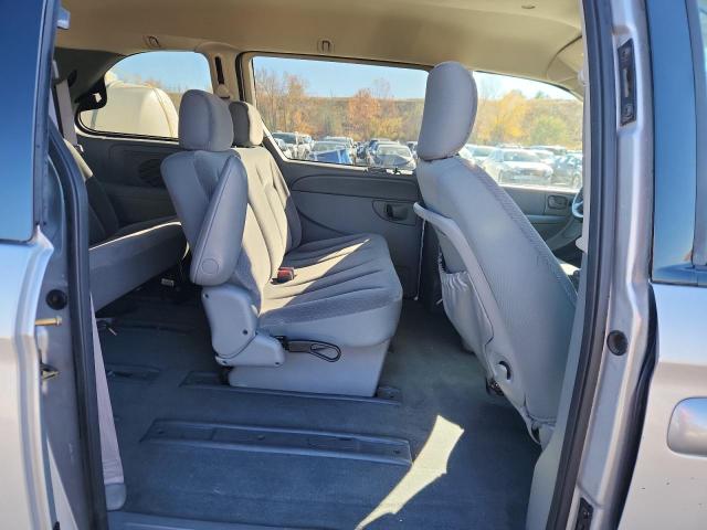 1C4GP45R85B402725 - 2005 CHRYSLER TOWN & COU ვერცხლისფერი ფოტო 11