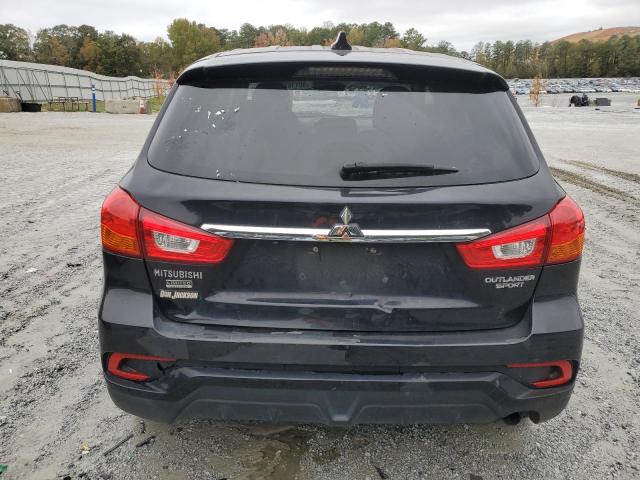 JA4AP3AU5JZ024501 - 2018 MITSUBISHI OUTLANDER ES BLACK photo 6
