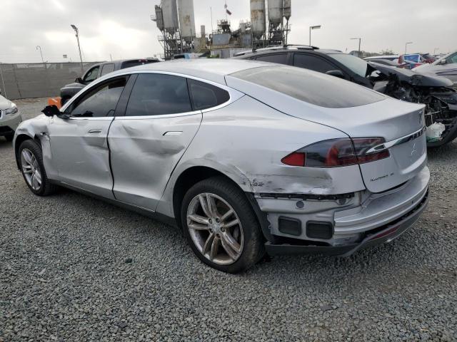 5YJSA1CG1DFP18328 - 2013 TESLA MODEL S Արծաթագույն լուսանկար 2