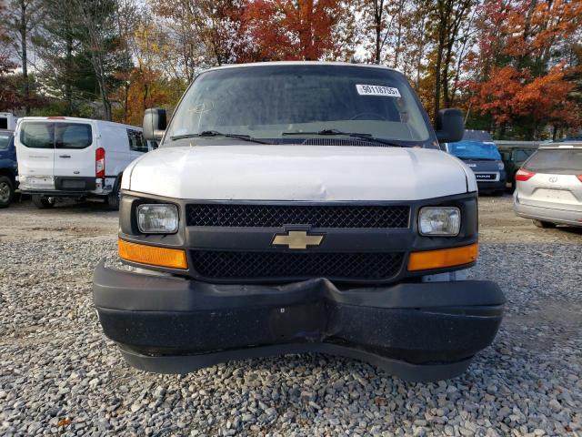 1GCWGAFF7H1342588 - 2017 CHEVROLET EXPRESS G2 WHITE photo 5