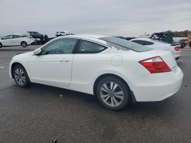 1HGCS12798A023937 - 2008 HONDA ACCORD EX WHITE photo 2