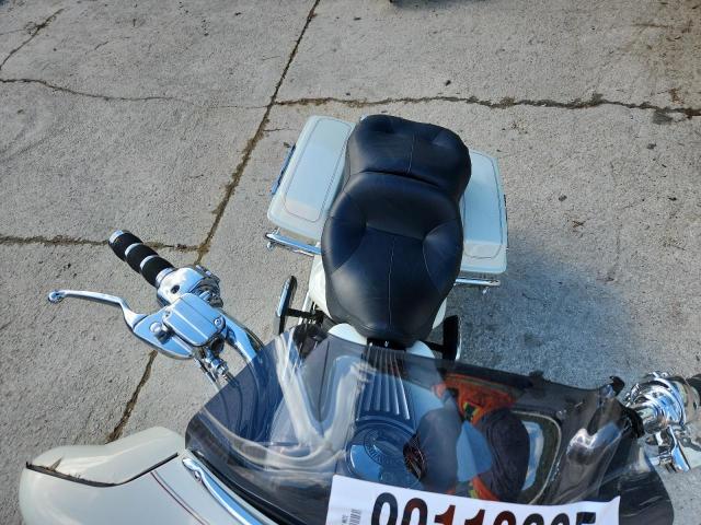 1HD1FCW142Y650327 - 2002 HARLEY-DAVIDSON FLHTCUI WHITE photo 5