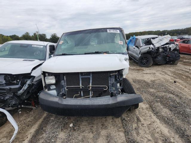 1GCWGFFA0B1150180 - 2011 CHEVROLET EXPRESS G2 თეთრი ფოტო 5