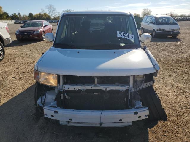 JTLKT324564077857 - 2006 TOYOTA SCION XB 白色 照片 5