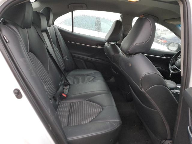 4T1B11HK5KU255994 - 2019 TOYOTA CAMRY L WHITE photo 10