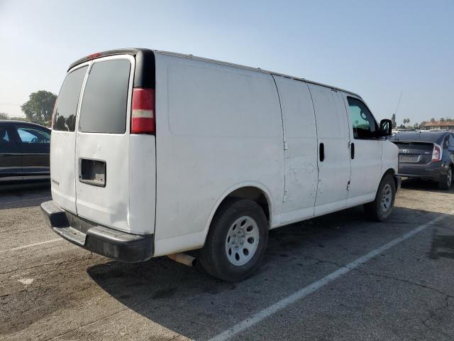 1GCSGAFX1C1108690 - 2012 CHEVROLET EXPRESS G1 WHITE photo 3