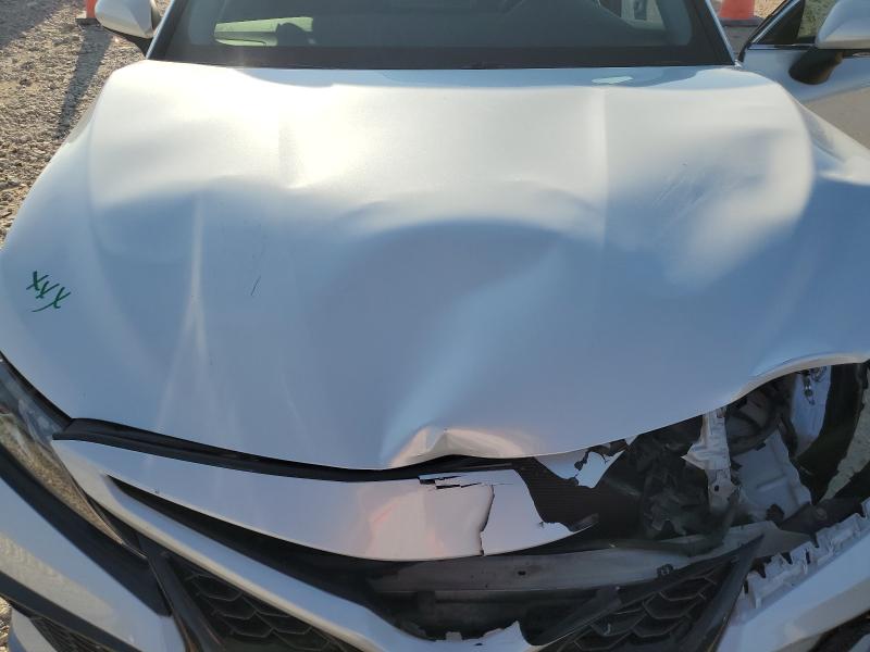 4T1K61BK9NU057434 - 2022 TOYOTA CAMRY XSE WHITE photo 11