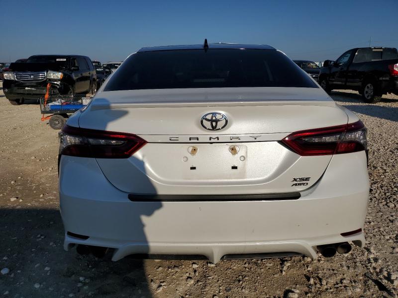 4T1K61BK9NU057434 - 2022 TOYOTA CAMRY XSE WHITE photo 6