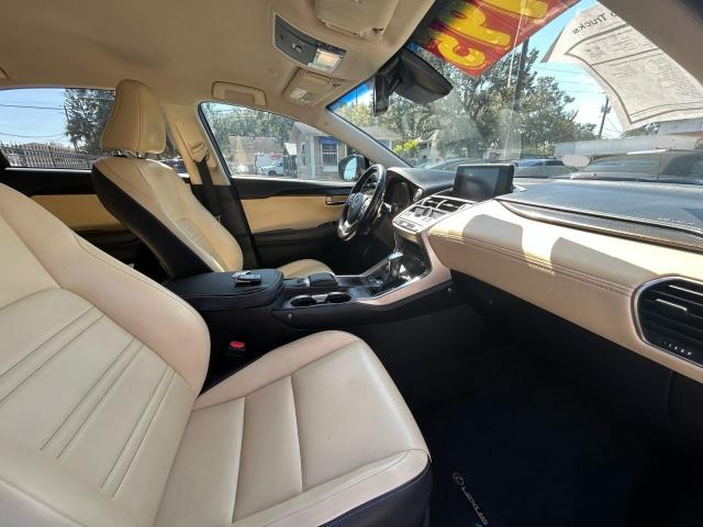 JTJYARBZ8J2085558 - 2018 LEXUS NX 300 BASE შავი ფოტო 5