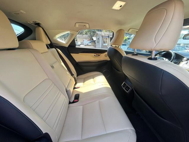 JTJYARBZ8J2085558 - 2018 LEXUS NX 300 BASE შავი ფოტო 6