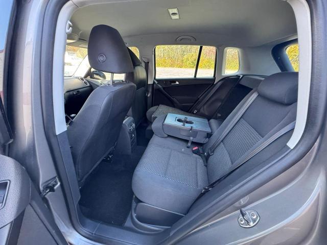 WVGCV7AX1BW502417 - 2011 VOLKSWAGEN TIGUAN S Մոխրագույն լուսանկար 6