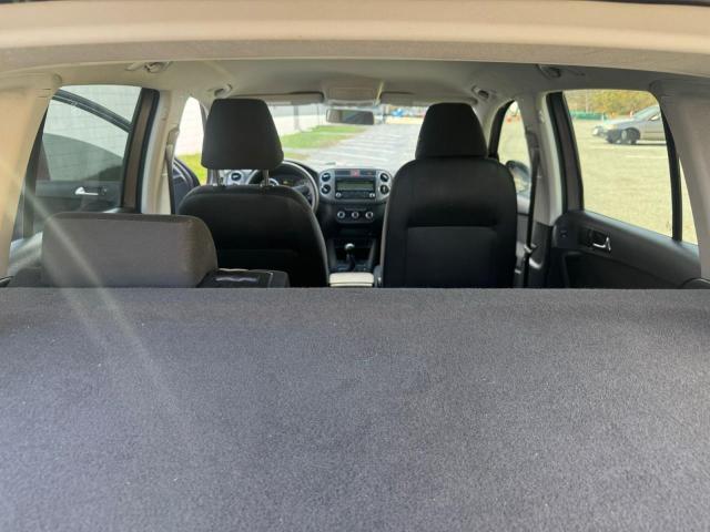 WVGCV7AX1BW502417 - 2011 VOLKSWAGEN TIGUAN S Մոխրագույն լուսանկար 9