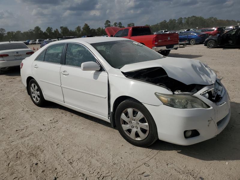 4T4BF3EK1BR161909 - 2011 TOYOTA CAMRY BASE WHITE photo 4