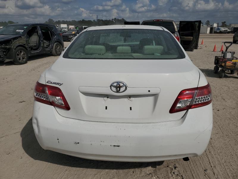 4T4BF3EK1BR161909 - 2011 TOYOTA CAMRY BASE WHITE photo 6