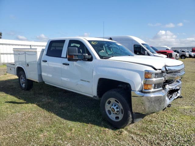 1GB1CUEG7HF172127 - 2017 CHEVROLET SILVERADO C2500 HEAVY DUTY WHITE photo 4