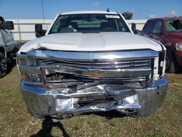 1GB1CUEG7HF172127 - 2017 CHEVROLET SILVERADO C2500 HEAVY DUTY WHITE photo 5