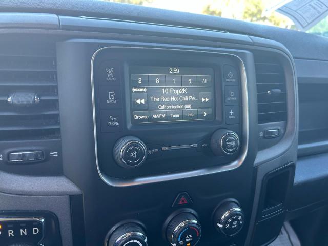 1C6RR6FT8JS304918 - 2018 RAM 1500 ST Siyah fotoğraf 12