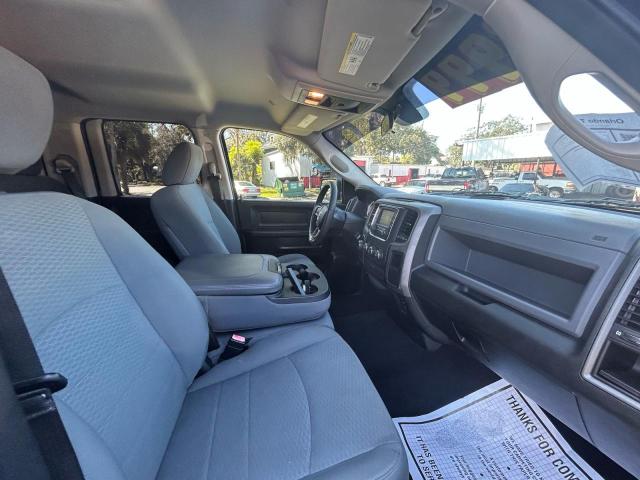 1C6RR6FT8JS304918 - 2018 RAM 1500 ST Siyah fotoğraf 5