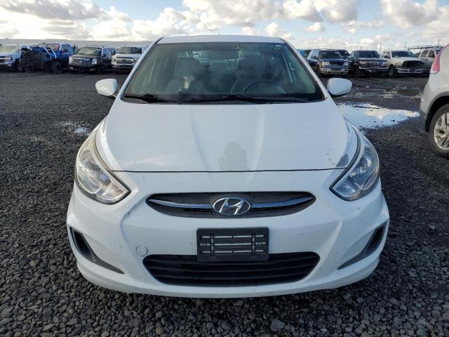 KMHCT4AE5HU203035 - 2017 HYUNDAI ACCENT SE WHITE photo 5