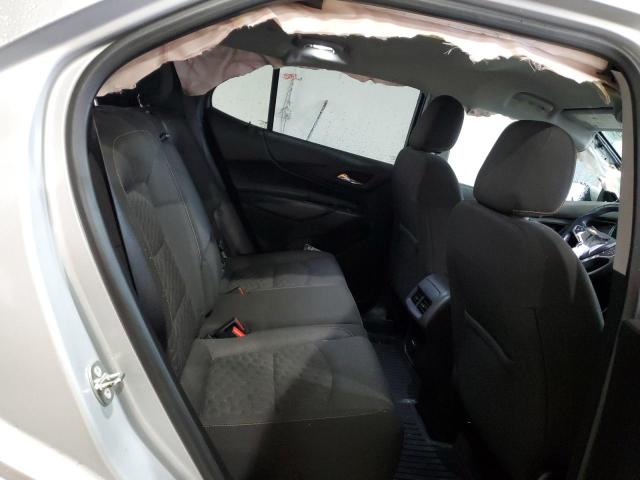 2GNAXJEV3J6256840 - 2018 CHEVROLET EQUINOX LT Күміс фото 11