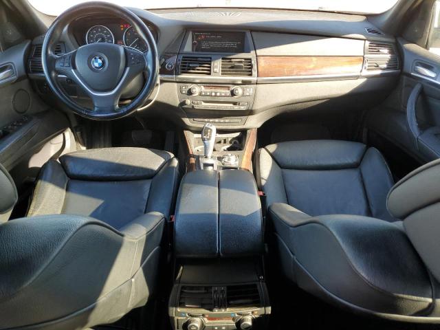 5UXZV8C5XBL419794 - 2011 BMW X5 XDRIVE50I SILVER photo 8