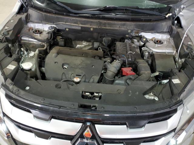 JA4AP3AU5LU030928 - 2020 MITSUBISHI OUTLANDER ES SILVER photo 12