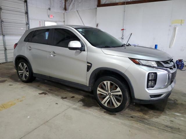 JA4AP3AU5LU030928 - 2020 MITSUBISHI OUTLANDER ES SILVER photo 4