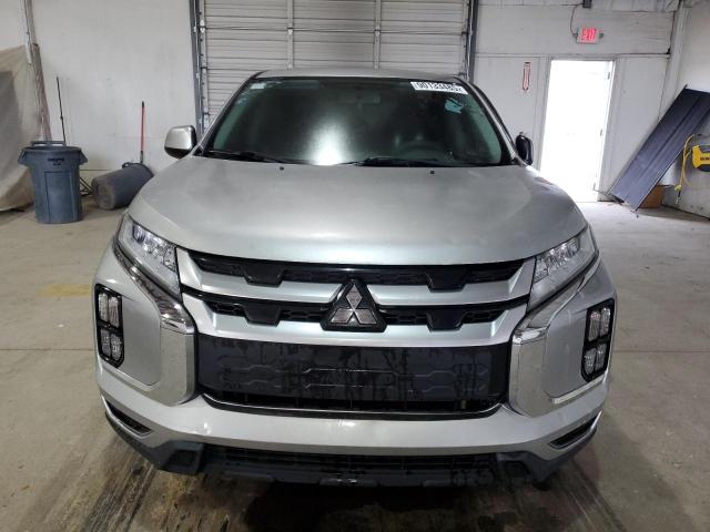 JA4AP3AU5LU030928 - 2020 MITSUBISHI OUTLANDER ES SILVER photo 5