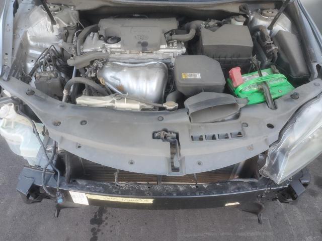 4T1BF1FK0FU496887 - 2015 TOYOTA CAMRY LE ვერცხლისფერი ფოტო 11