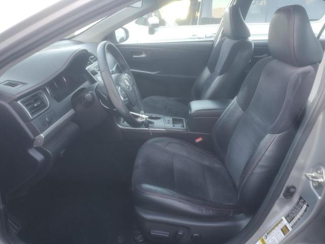 4T1BF1FK0FU496887 - 2015 TOYOTA CAMRY LE ვერცხლისფერი ფოტო 7