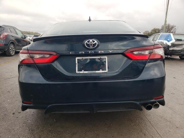 4T1T11AK9MU532986 - 2021 TOYOTA CAMRY SE BLUE photo 6