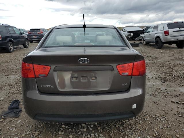 KNAFU4A27D5736221 - 2013 KIA FORTE EX BROWN photo 6