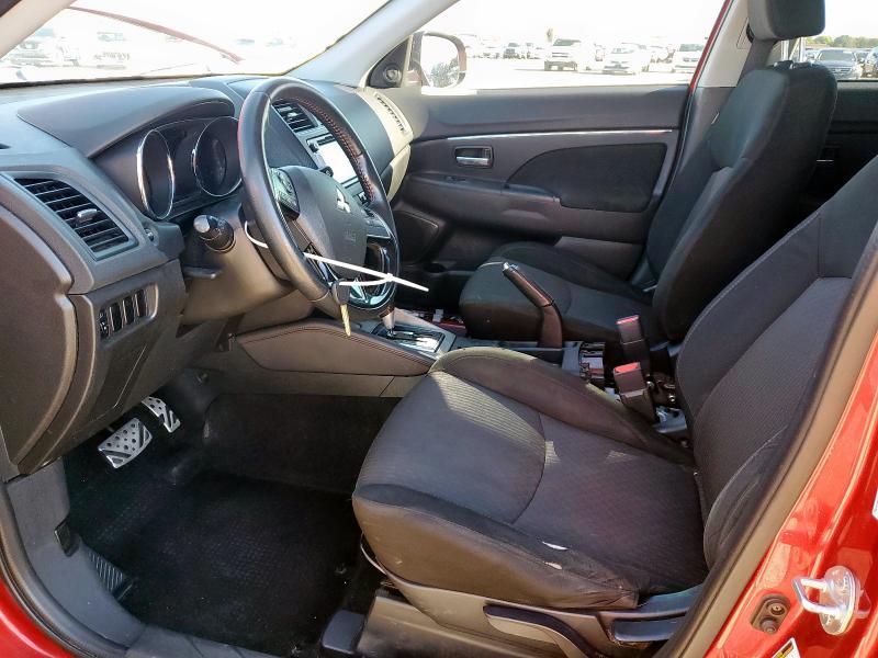 JA4AP3AU4JU013129 - 2018 MITSUBISHI OUTLANDER ES Qırmızı foto 7