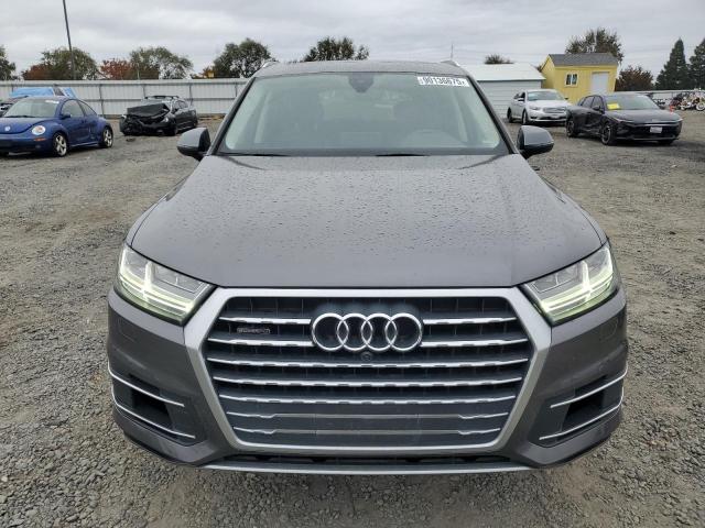 WA1LAAF73KD038509 - 2019 AUDI Q7 PREMIUM PLUS Gris foto 5