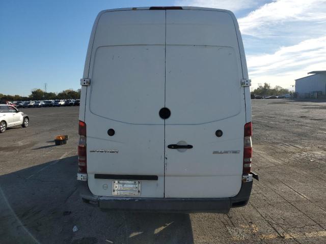 WD3PE8DC7E5832622 - 2014 MERCEDES-BENZ SPRINTER 2500 Weiß Foto 6