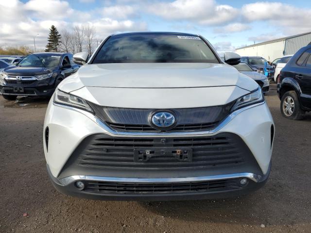 JTEAAAAH3PJ130494 - 2023 TOYOTA VENZA LE Biały zdjęcie 5