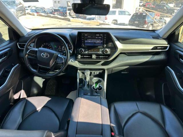 5TDGZRAH4MS032191 - 2021 TOYOTA HIGHLANDER XLE ვერცხლისფერი ფოტო 9