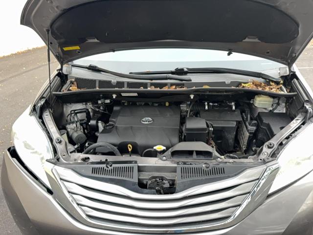 5TDYK3DC5GS726222 - 2016 TOYOTA SIENNA XLE CHARCOAL photo 7